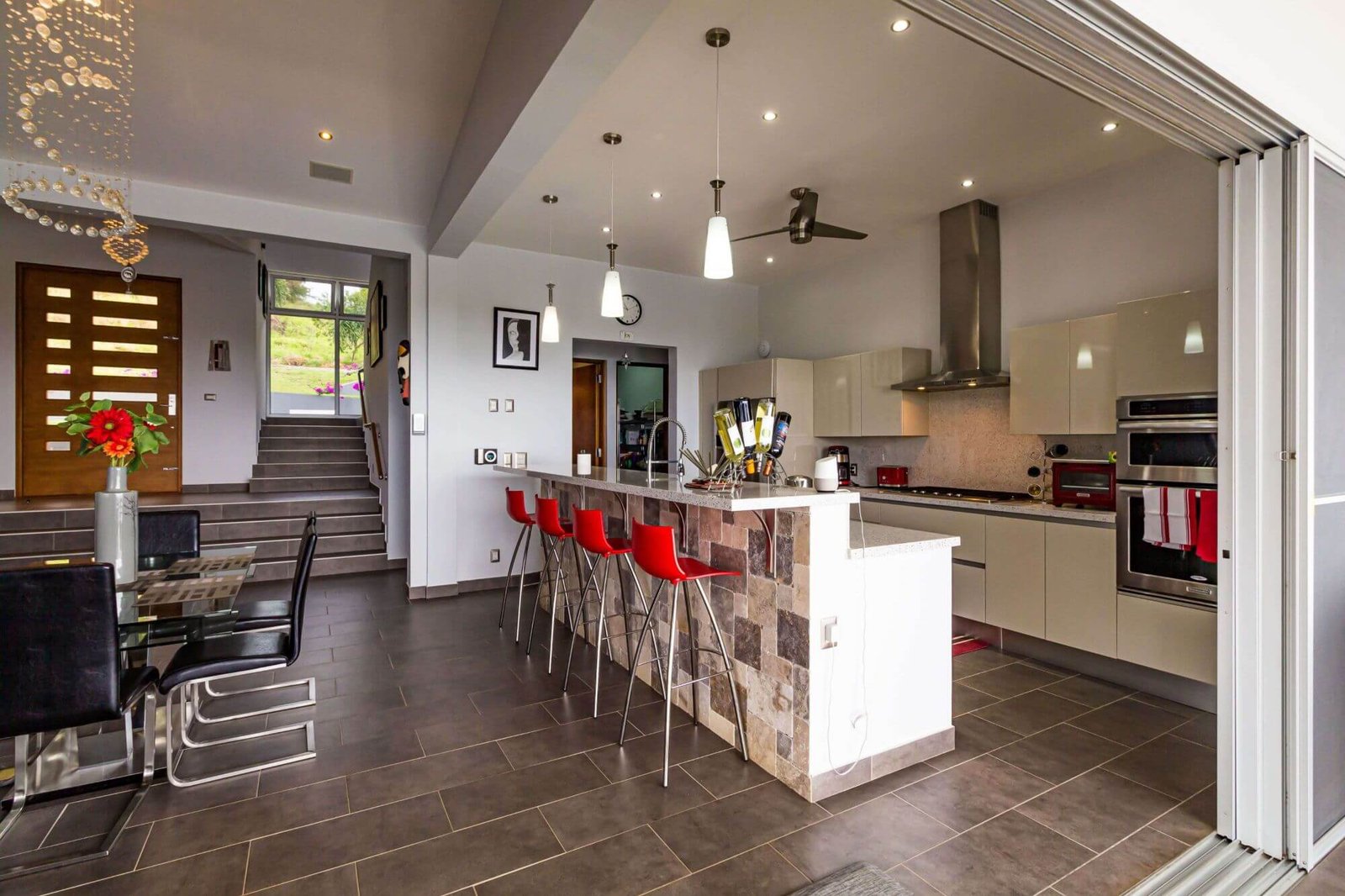 33 Moxon Place, Staines-upon-Thames